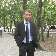 Алексей Петров