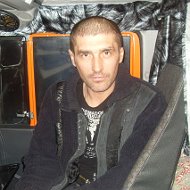 Валерий Олейников
