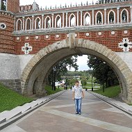 Александр Головей