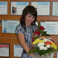 Юлия Азизова