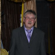 Олег Золотарев