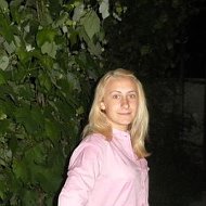 Яна Суханова