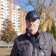 Борис Костров