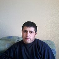 Махкамбой Ашуров
