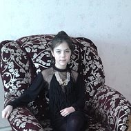 Эсмира Зекирьяева