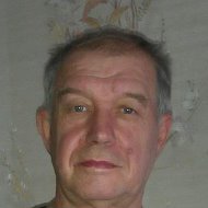 Михаил Лапшин