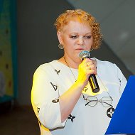 Елена Ошуркова