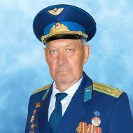 Александр Сурин