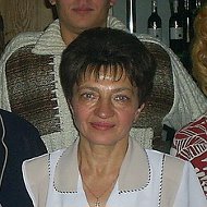 Алла Савенок