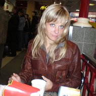 Женя Лещенко