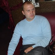 Михаил Устинов