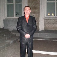 Олег Лазоренко