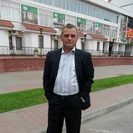 Сергей Бобровник