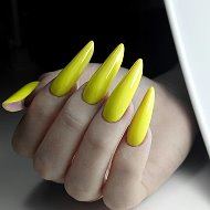 Iravstile Nails