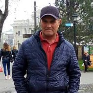 Владимир Есауленко