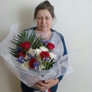 Елена Уварова