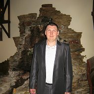 Андрей Глущенко