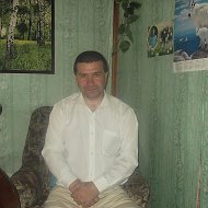 Петр Сенников