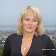 Елена Лысак