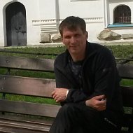 Олег Степанец