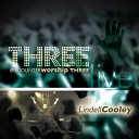 Lindell Cooley - Set Me on Fire Live