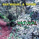 Ras Miguel Tafari - Viviendo entre Gigantes