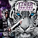 Tiger Dee Dee - Ocean Storm