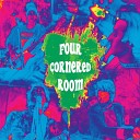 Four Cornered Room - Bad Condition Pole Jam