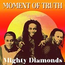 Mighty Diamonds - I Wanna Dance with You