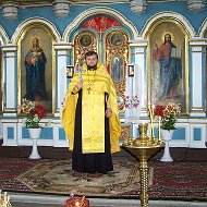 Священник Леонид