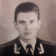 Александр Дворянинов