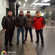 Достон Обруев