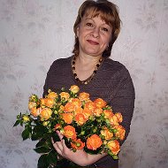 Наташа Минихаирова
