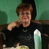 Елена Бобровник