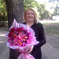 Наталья Столярова