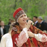 Лариса Крючкова