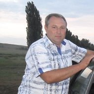 Валерий Апальков