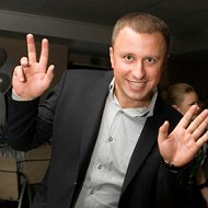 Олег Давгулевич
