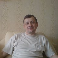 Юрий Емельянов