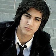 Avan Jogia