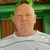 Александр Дюжаев