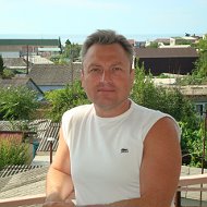 Валерий Мельник