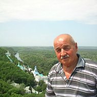 Богдан Закоршменный