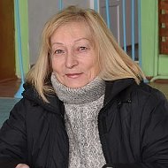 Людмила Златова