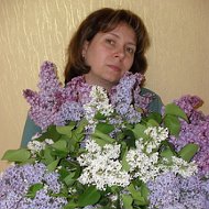 Элла Пахомова