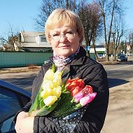 Елена Адамович