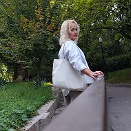 Анна Трифонова