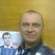 Владимир Комаров