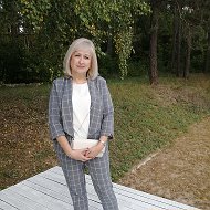 Елена Петрова