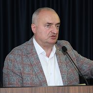 Олег Залесский